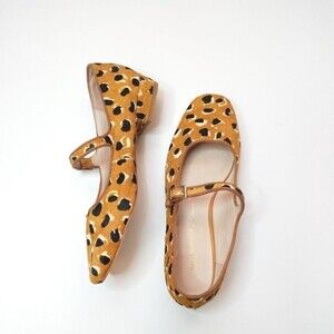 Intentionally Blank Women's Flat Shoes Leather Size 6